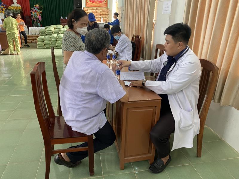 Hội thầy thuốc trẻ Việt Nam