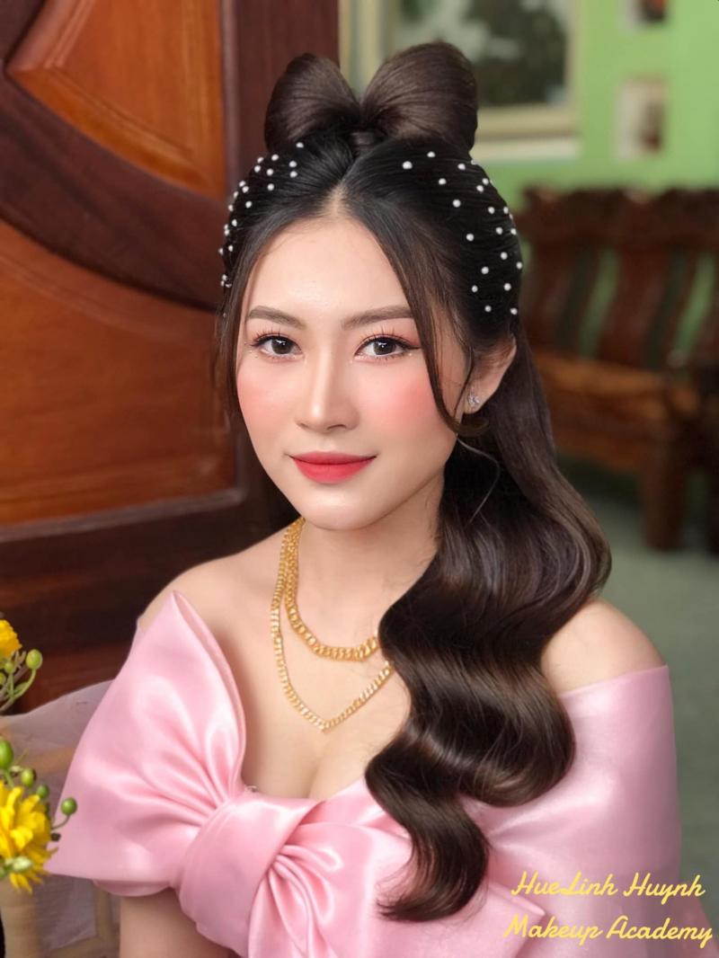 Huelinh Huynh Make up