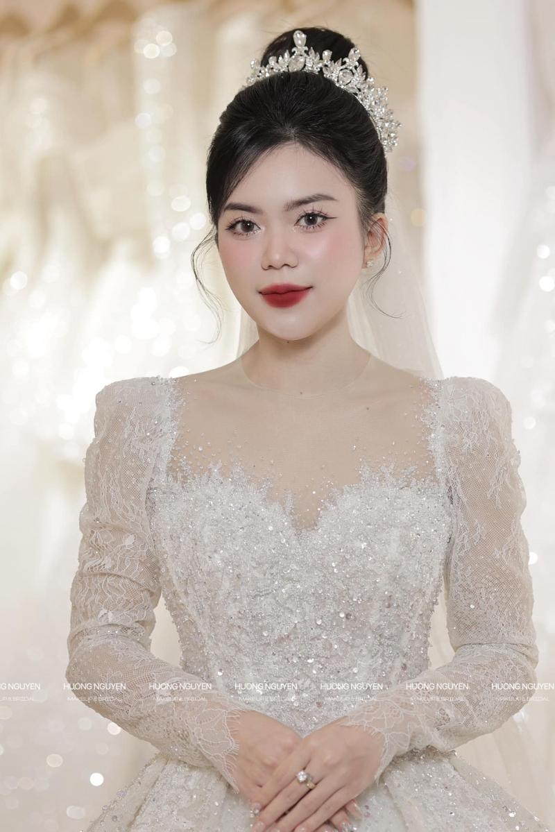 Huong Nguyen Make up