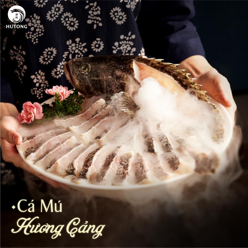 Hutong Phan Xích Long