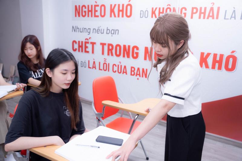 IELTS LangGo - Hệ thống luyện thi IELTS đạt cam kết top đầu Việt Nam
