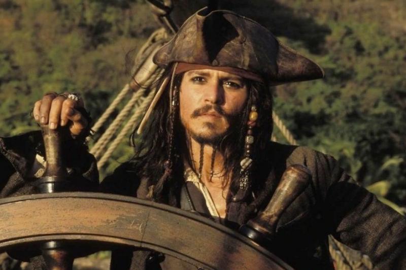 Johnny Depp trong phim Cướp biển vùng Caribe