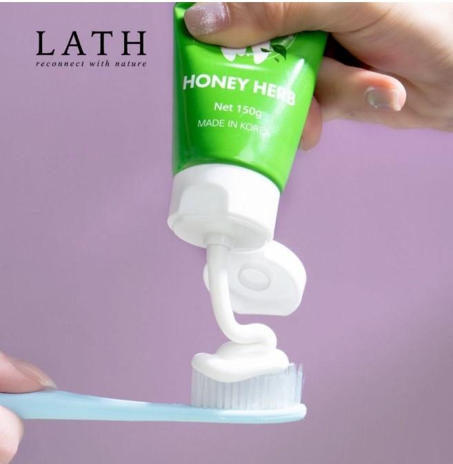 Kem đánh răng Lath Honey Herb Toothpaste