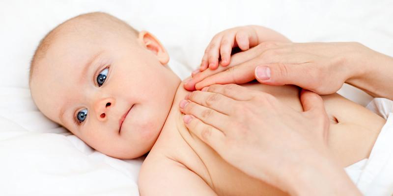 Kem dưỡng ẩm da hữu cơ cho bé Little Innoscents