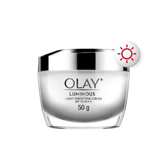 Kem dưỡng ban ngày Olay Luminous Light Perfecting Cream SPF 15 PA++