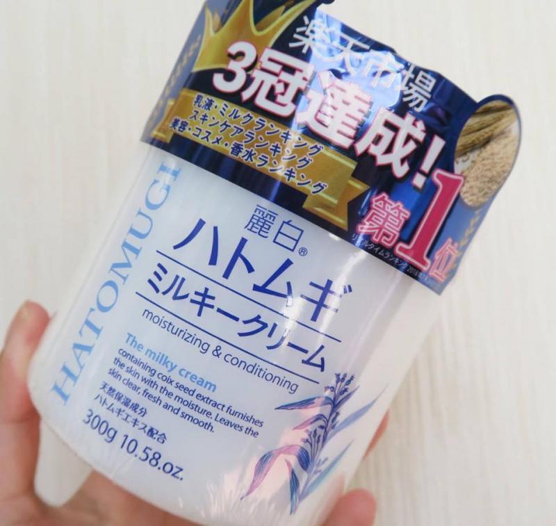 Kem dưỡng, trị nẻ Hatomugi Moisturizing Conditioning The Milky Cream