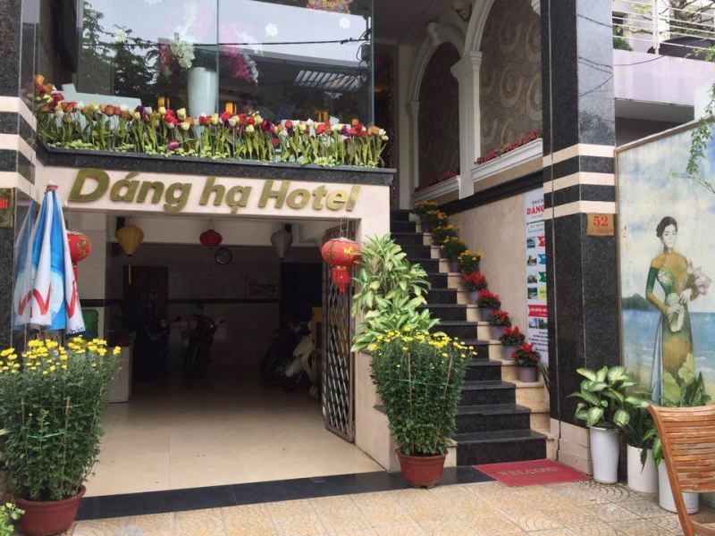 Khách sạn Dáng Hạ