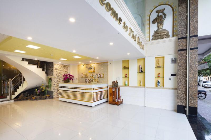 Khách sạn Phú Quỳnh