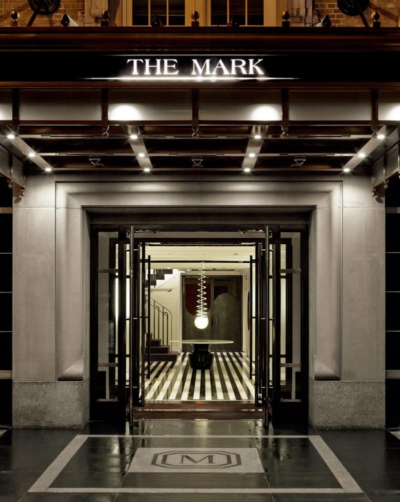 Khách sạn The Mark