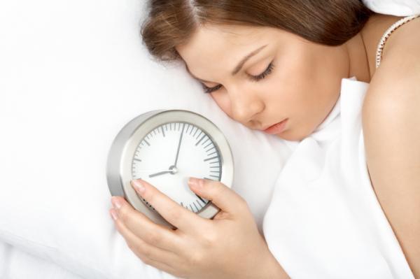 Thói quen ngủ nướng vào mùa đông gây bất lợi cho sức khỏe