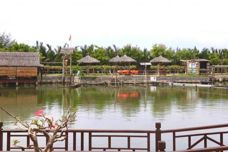 Khu Du lịch Sinh thái Vạn Dừa