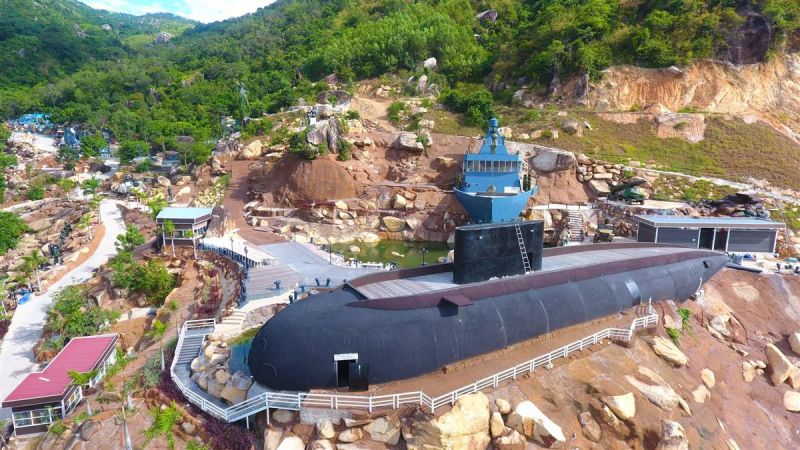 Khu du lịch tàu ngầm - Nha Trang