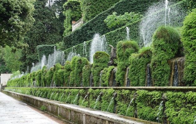 Khu vườn trong khuôn viên Villa d’Este tại Ý