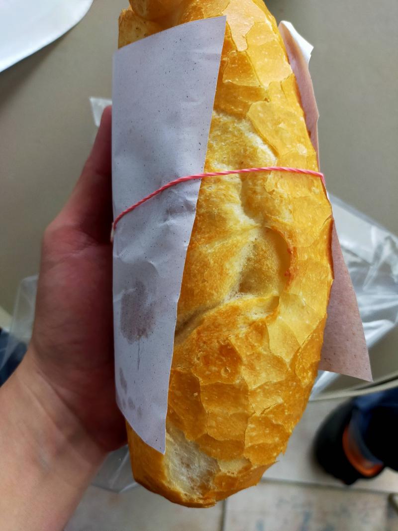 Kim Sơn - Bánh Mì & Xôi