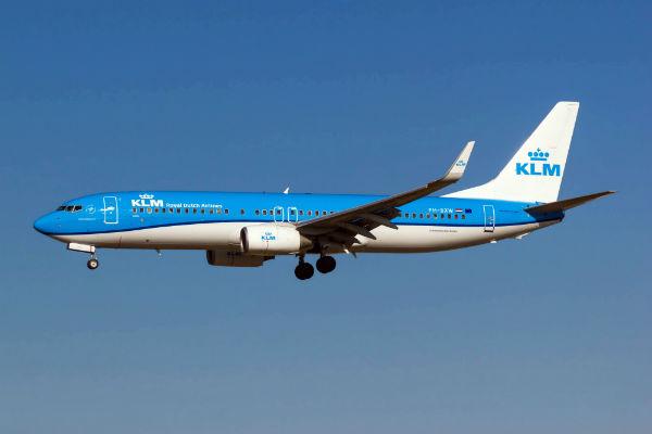 KLM Royal Dutch Airlines - Cho phép bạn chọn lựa người ngồi bên cạnh bạn dựa trên thông tin trang Facebook của người đó