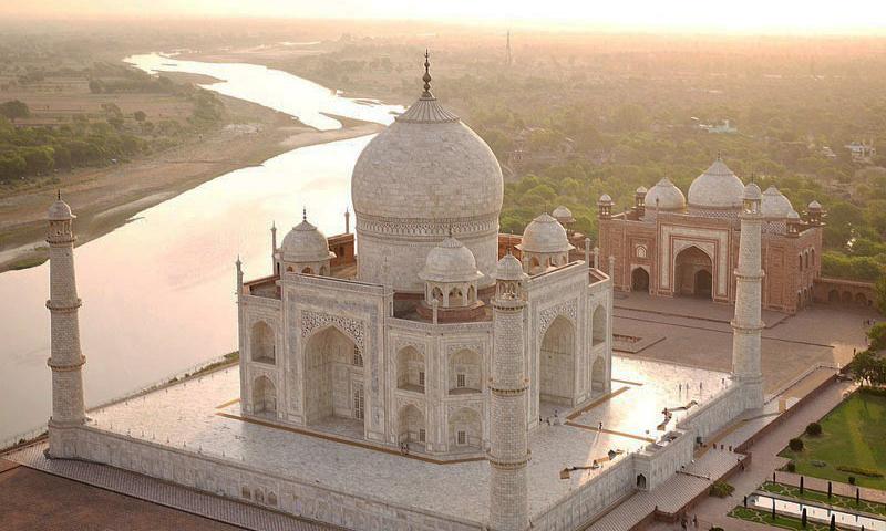 Lăng mộ Taj Mahal (Ấn Độ)