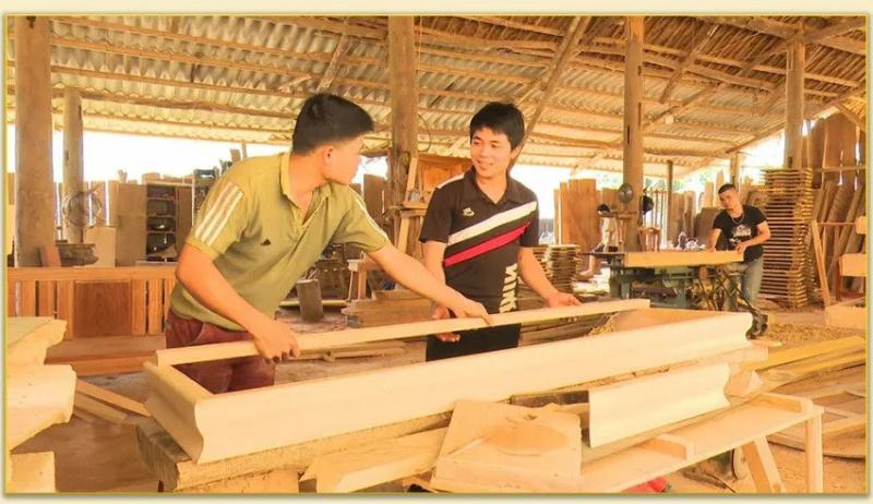 Làng nghề đồ gỗ nội thất mỹ nghệ Châu Phong