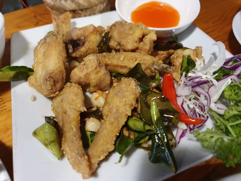 Lao Restaurant – Gà Mẹt Lào