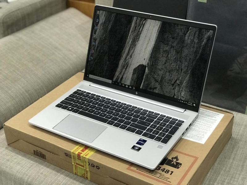 Laptop89