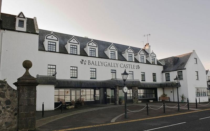 Lâu đài Ballygally - vịnh Ballygally, Ireland