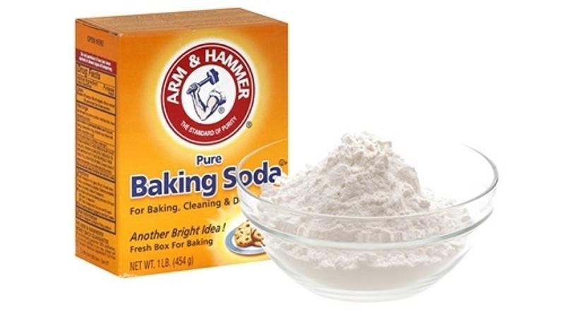 Sử dụng baking soda để lấy cao răng tại nhà