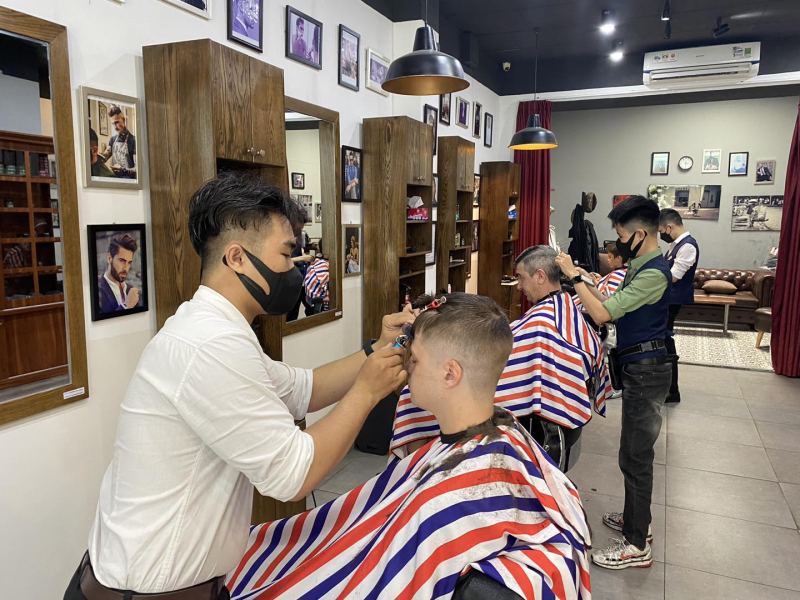 Le Barbier de Saigon