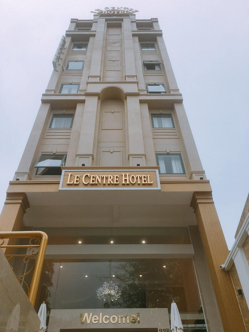 Le Centre Hotel