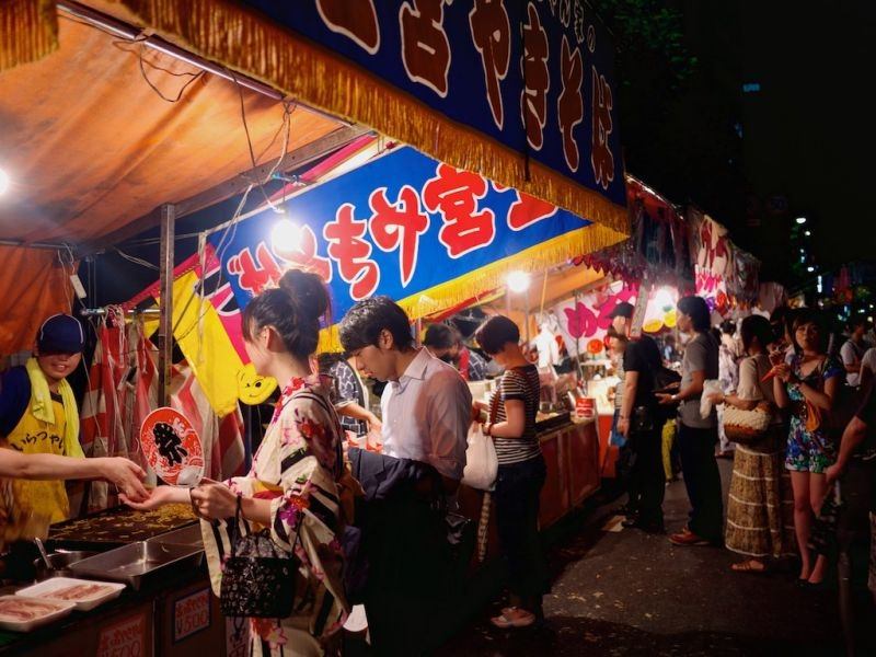 Các gian hàng ẩm thực trong lễ hội Gion