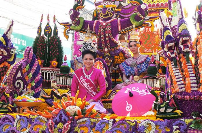 Lễ hội hoa ở Chiang Mai (Tháng 02)