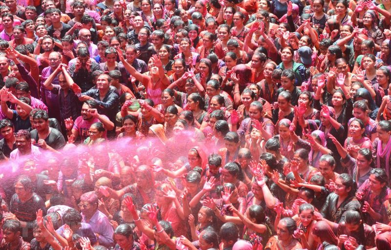 Lễ hội màu sắc Holi, Ấn Độ