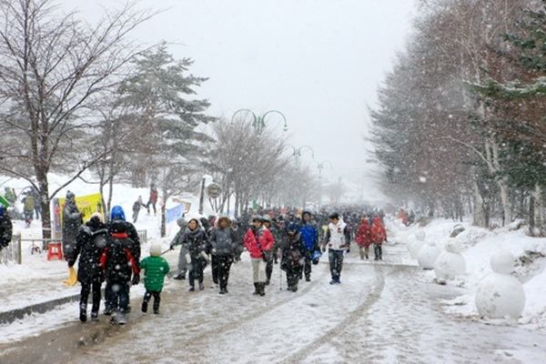 Lễ hội núi tuyết Taebaeksan là một lễ hội mùa đông truyền thống nổi tiếng nhất của Hàn Quốc
