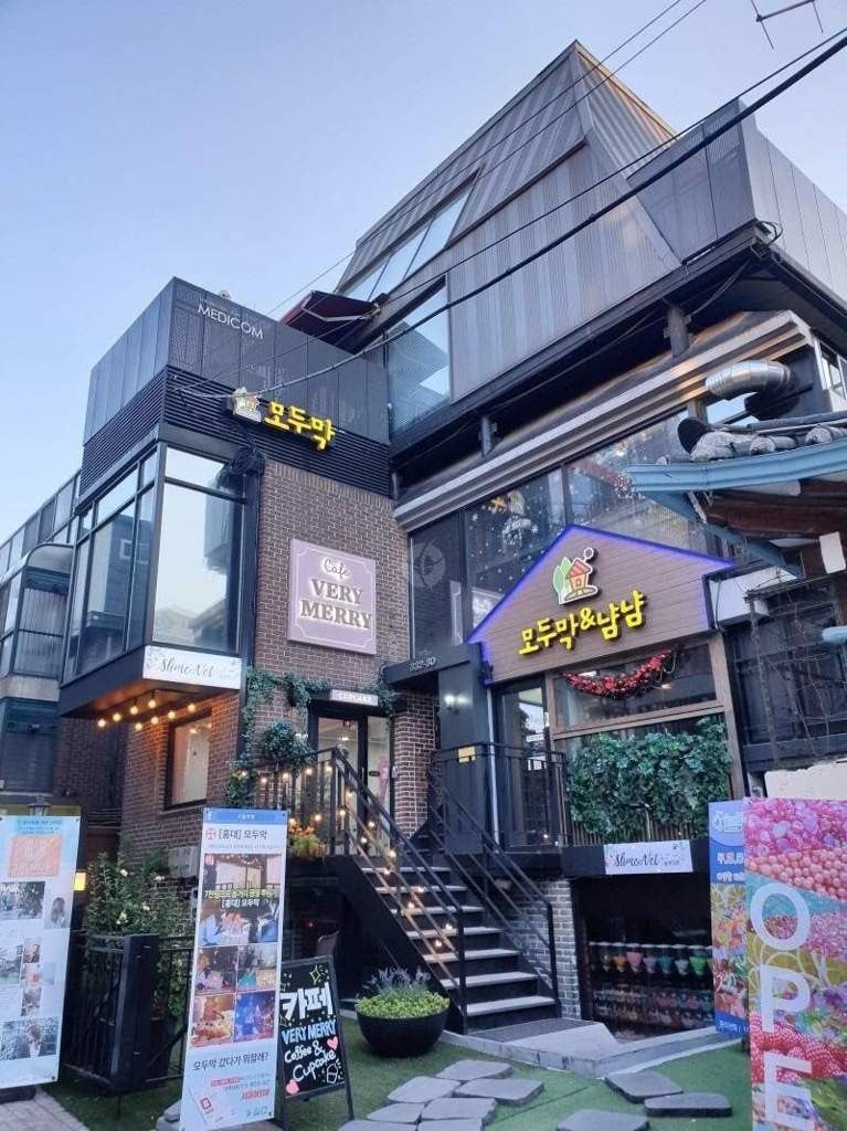 Căn nhà của Lee Chanhyuk (AKMU) có nhiều tiện ích xung quanh