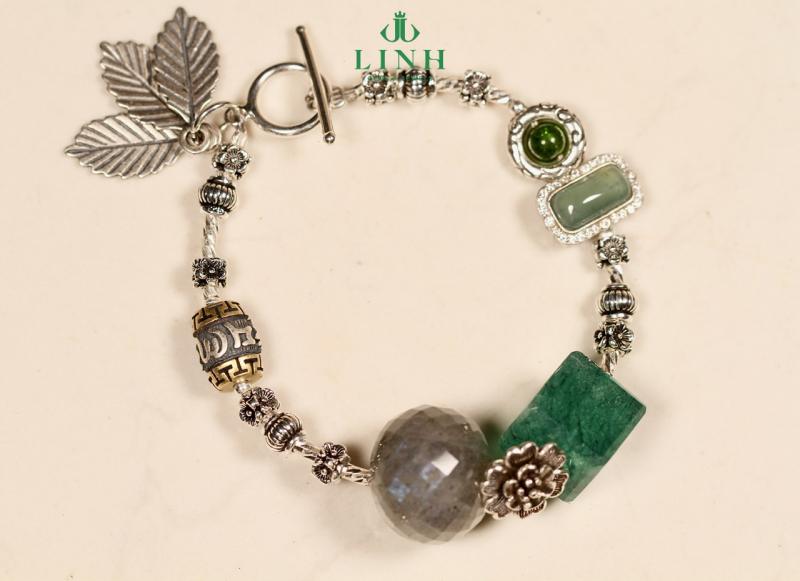 Linh Gems & Jewels