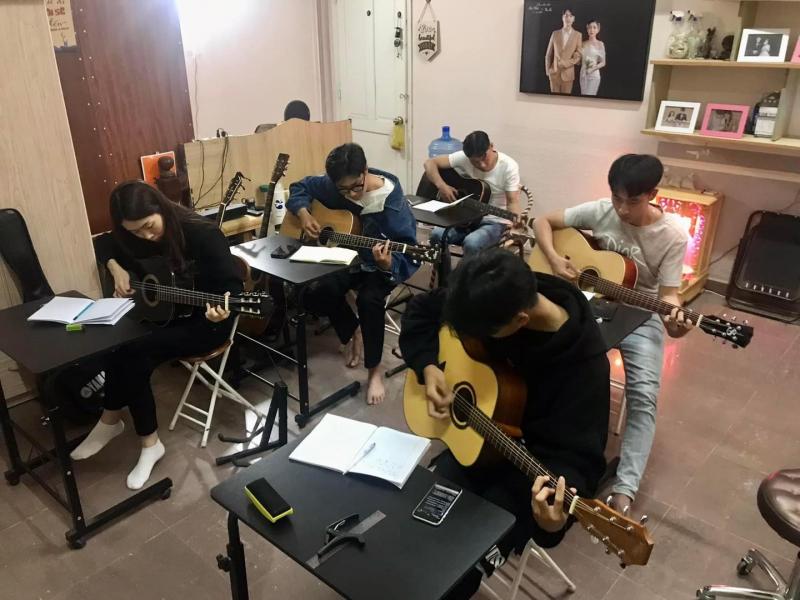 Lớp Học Nhạc Bình Minh