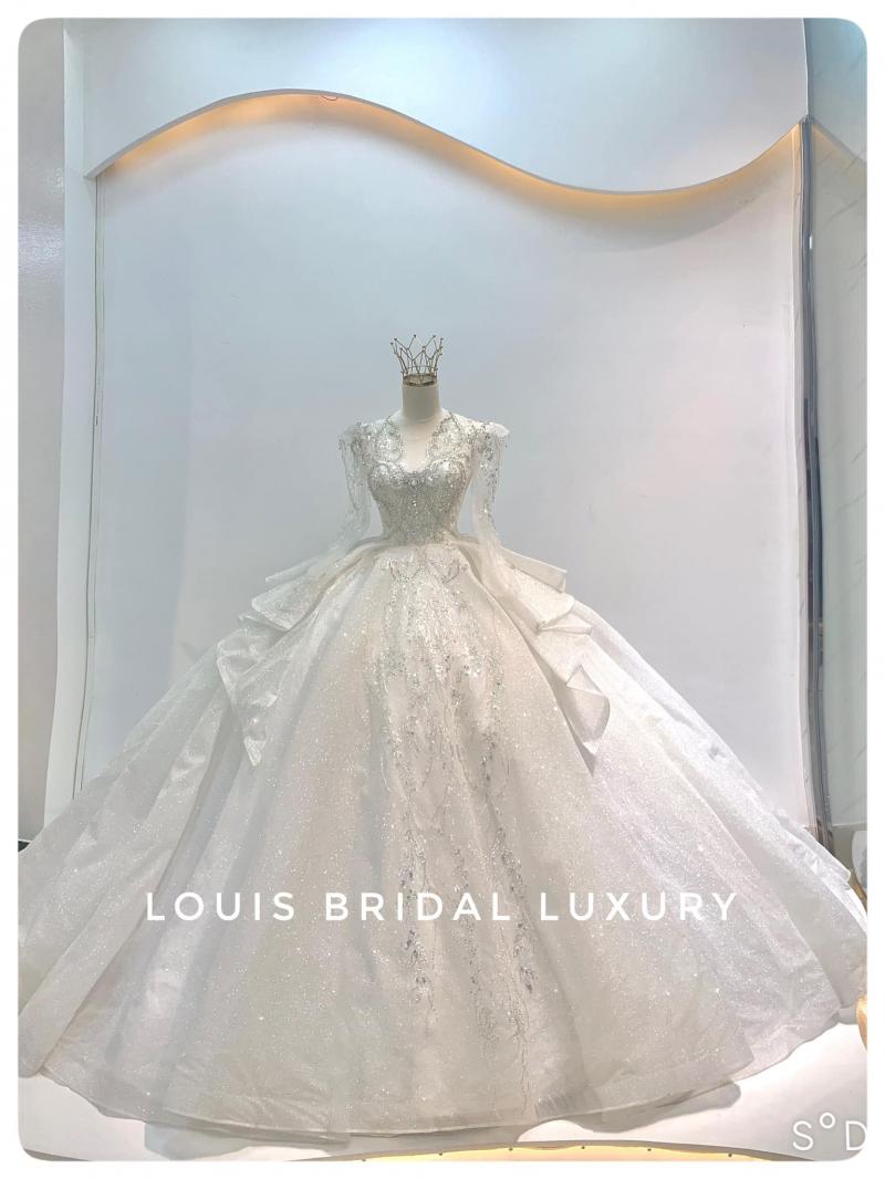 Louis Bridal Luxury