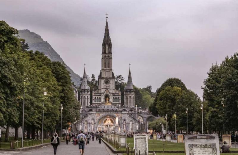 Lourdes - Pháp