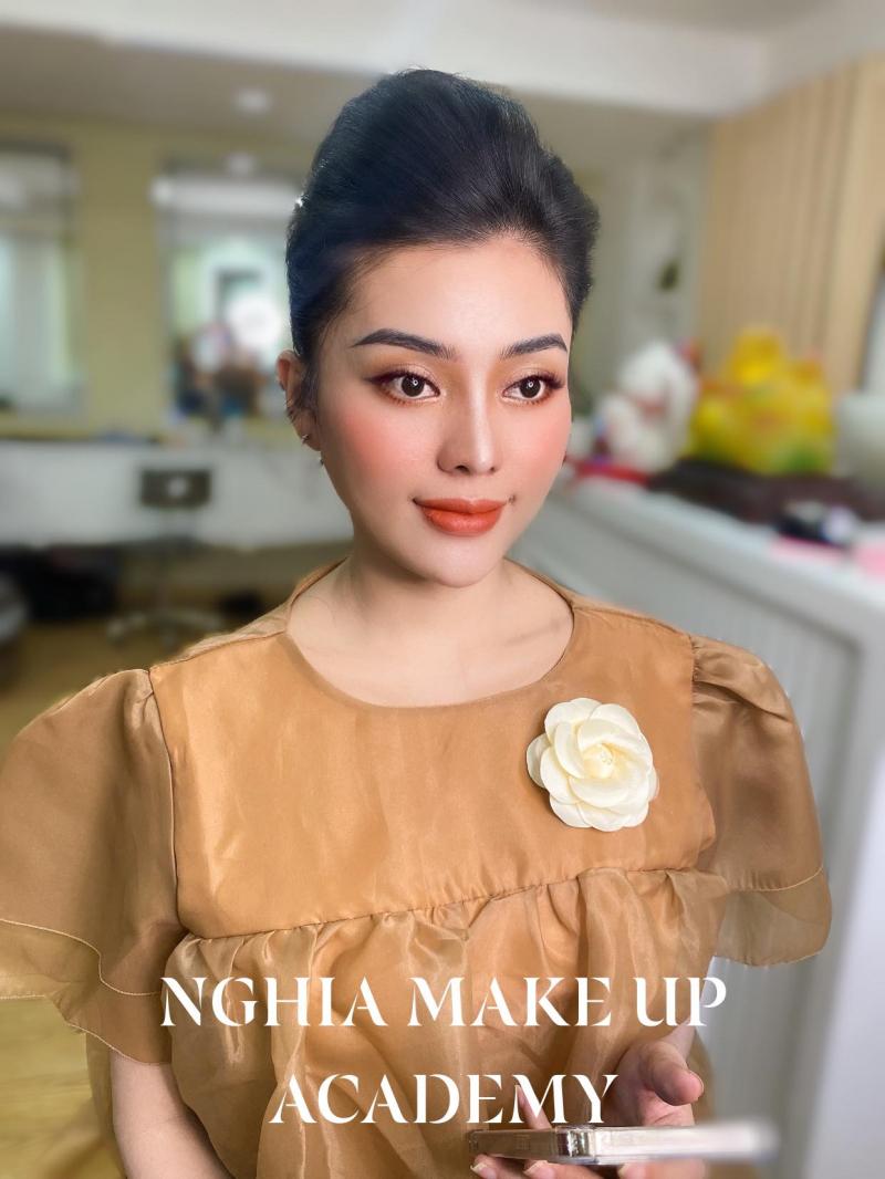 Luong Thanh Nghia makeup