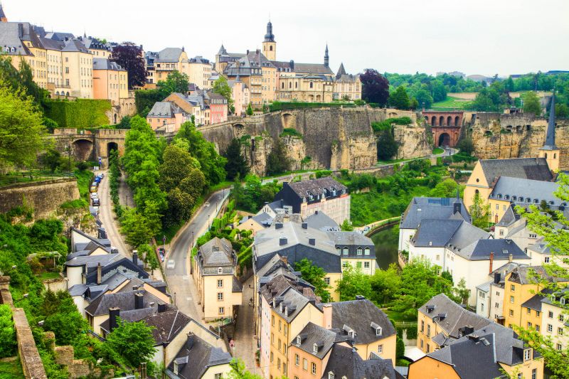 Luxembourg là một đất nước nhỏ bé nằm ở Tây  u