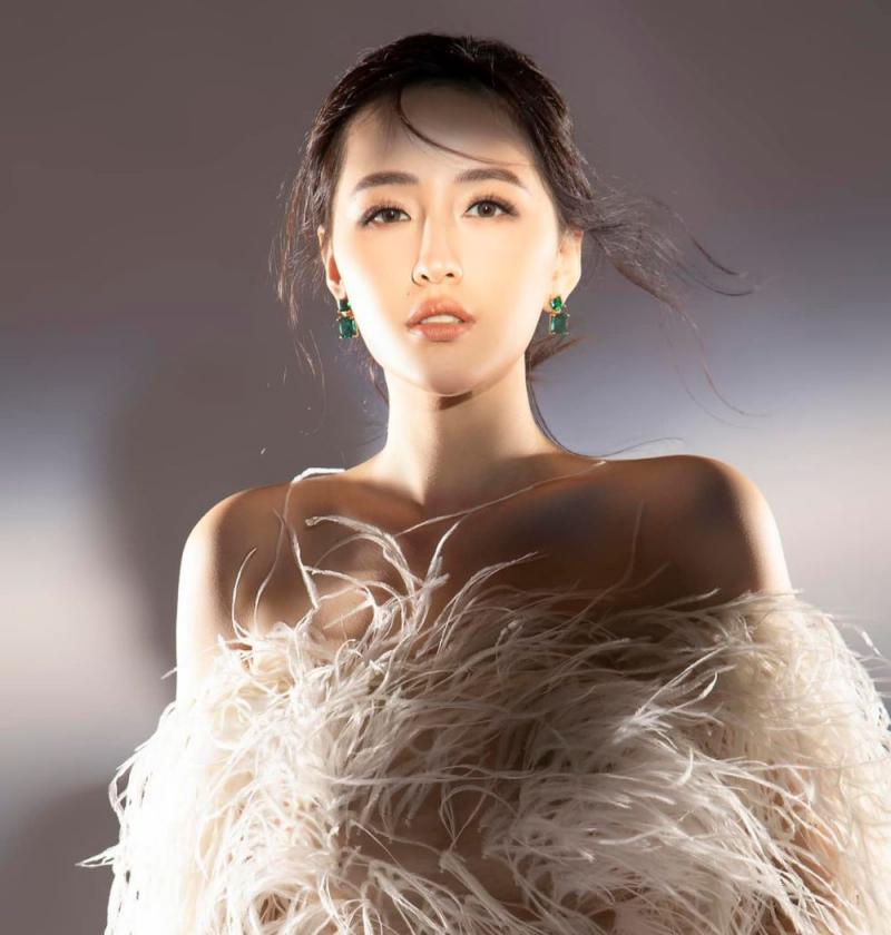 ﻿Sau khi đăng quang Hoa hậu Việt Nam, Mai Phương Thúy trở thành một trong những gương mặt nổi tiếng và được yêu thích ở Việt Nam