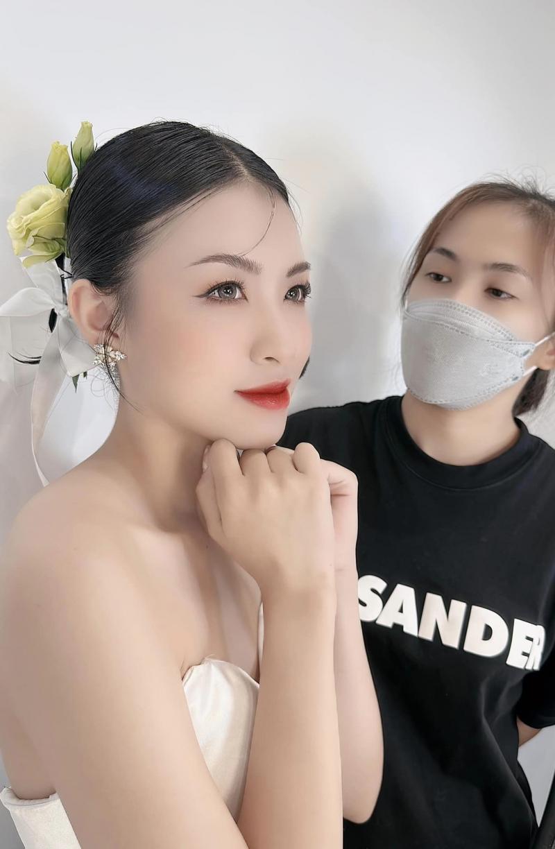 Make Up Lê Na