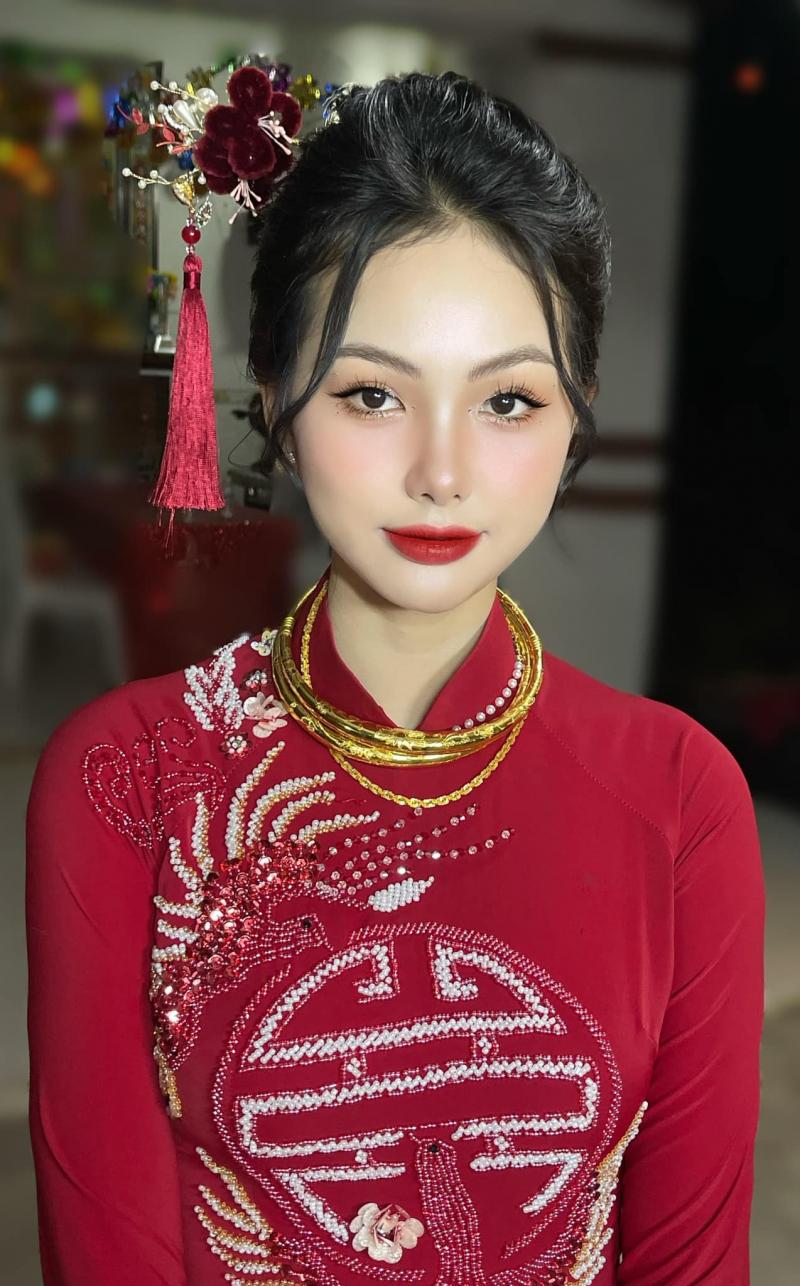 Make up Huỳnh Mỹ Thuận (Hoàng Kim Studio)