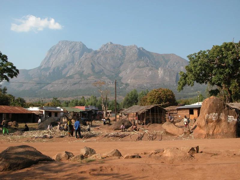 Malawi có mức lương tối thiểu 412 USD/năm