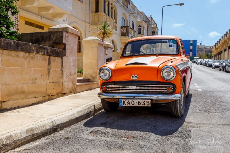 Xe ô tô trên đường phố Malta