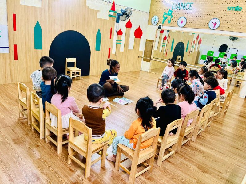 Mầm non Kid’s Kingdom Song Ngữ Montessori