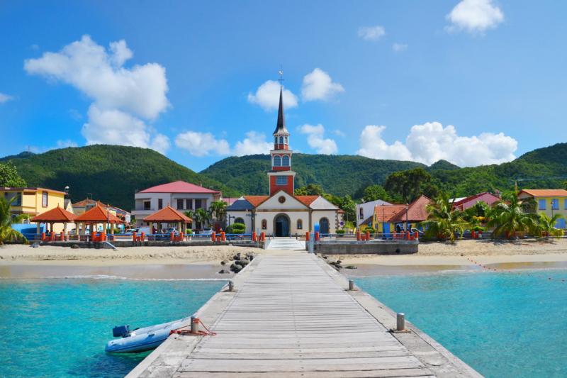 Martinique sở hữu những bãi tắm tuyệt đẹp với bầu không khí dễ chịu quanh năm
