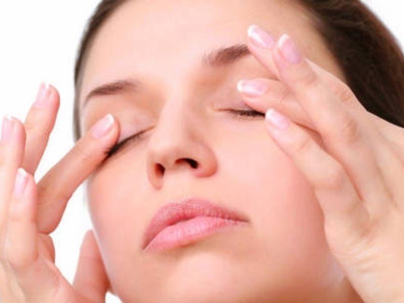 Massage mắt