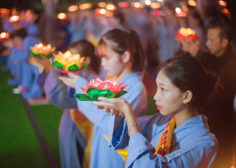 Việt Nam: Lễ Vu Lan báo hiếu