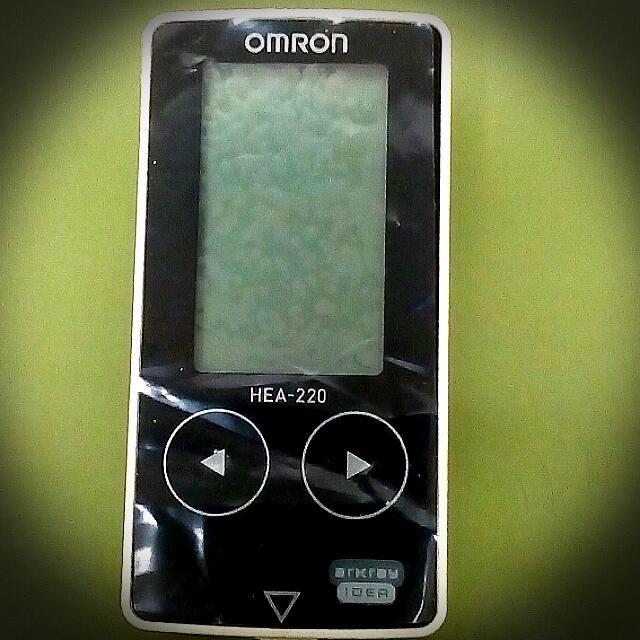 Máy đo đường huyết Omron HEA-220
