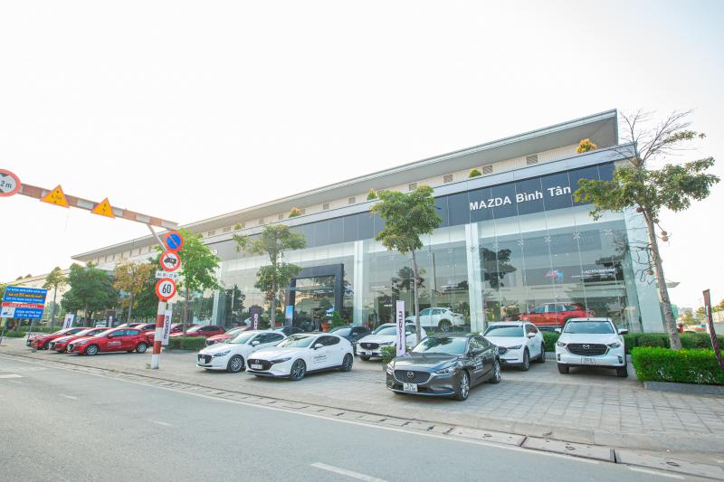 Showroom Mazda Bình Tân