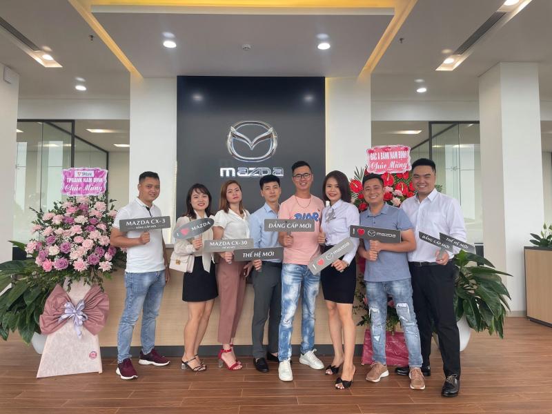 Showroom Mazda Nam Định